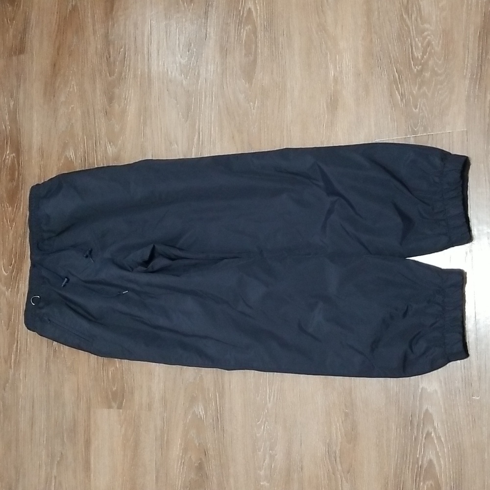 (36W) Mobius Canadian Winbreaker Lightweight Outdoor Activewear Seasonal